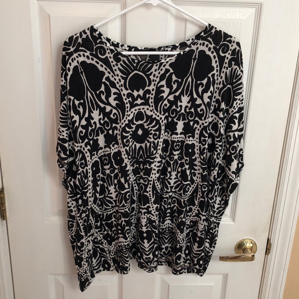 H&M Black & White Abstract Print Top Sz Medium